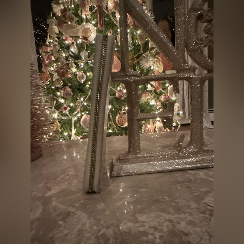 Louis Vuitton Damier Azur Zipper Organizer Wallet - Picture 4 of 15